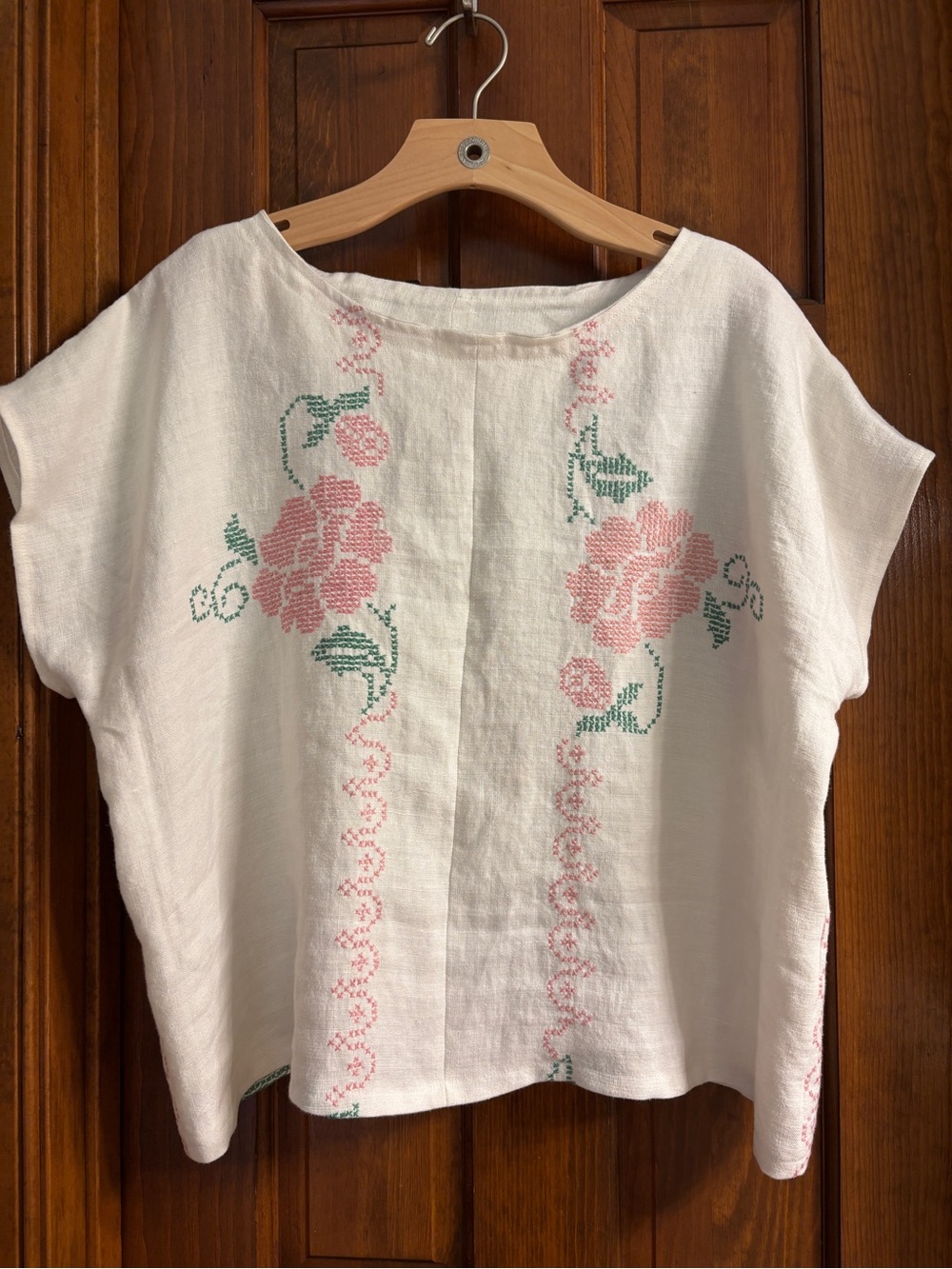 Vintage upcycled hand embroidered tablecloth top.